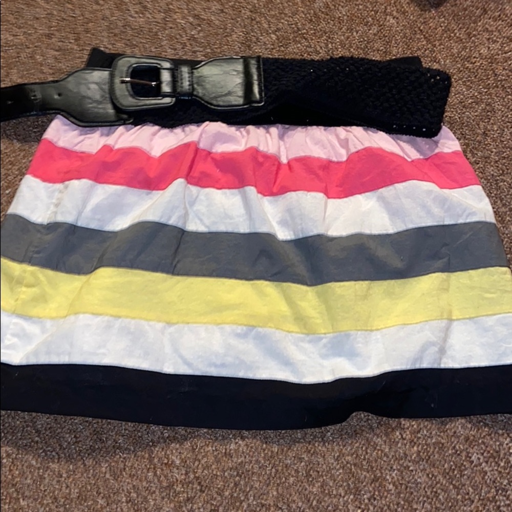 Skirt w/ removable belt